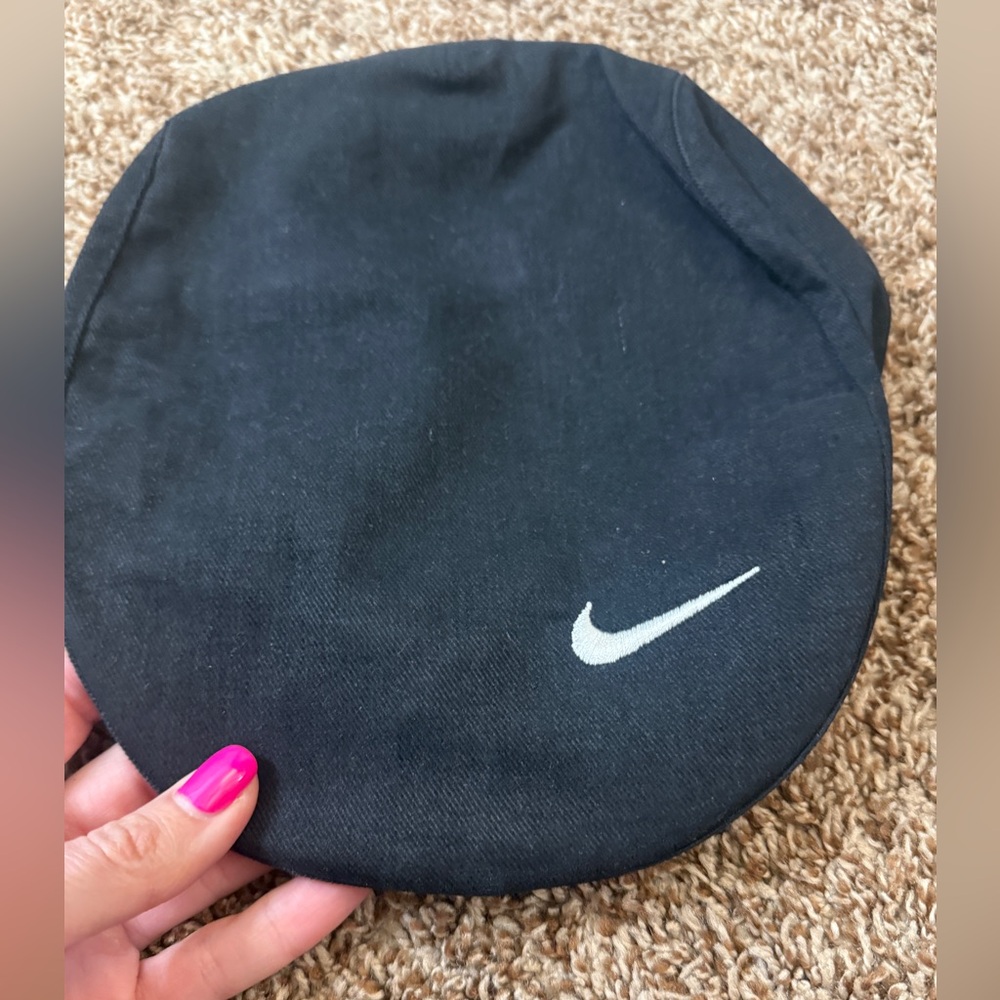 NWT NIKE Cabbie Newsboy Black Cotton Hat, button down golf visor
